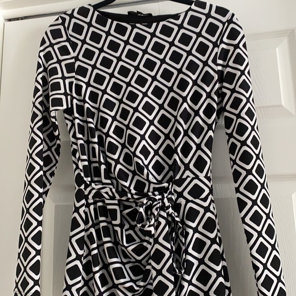 Femme Carrier Midi Dress (Size M) - Picture 2 of 5